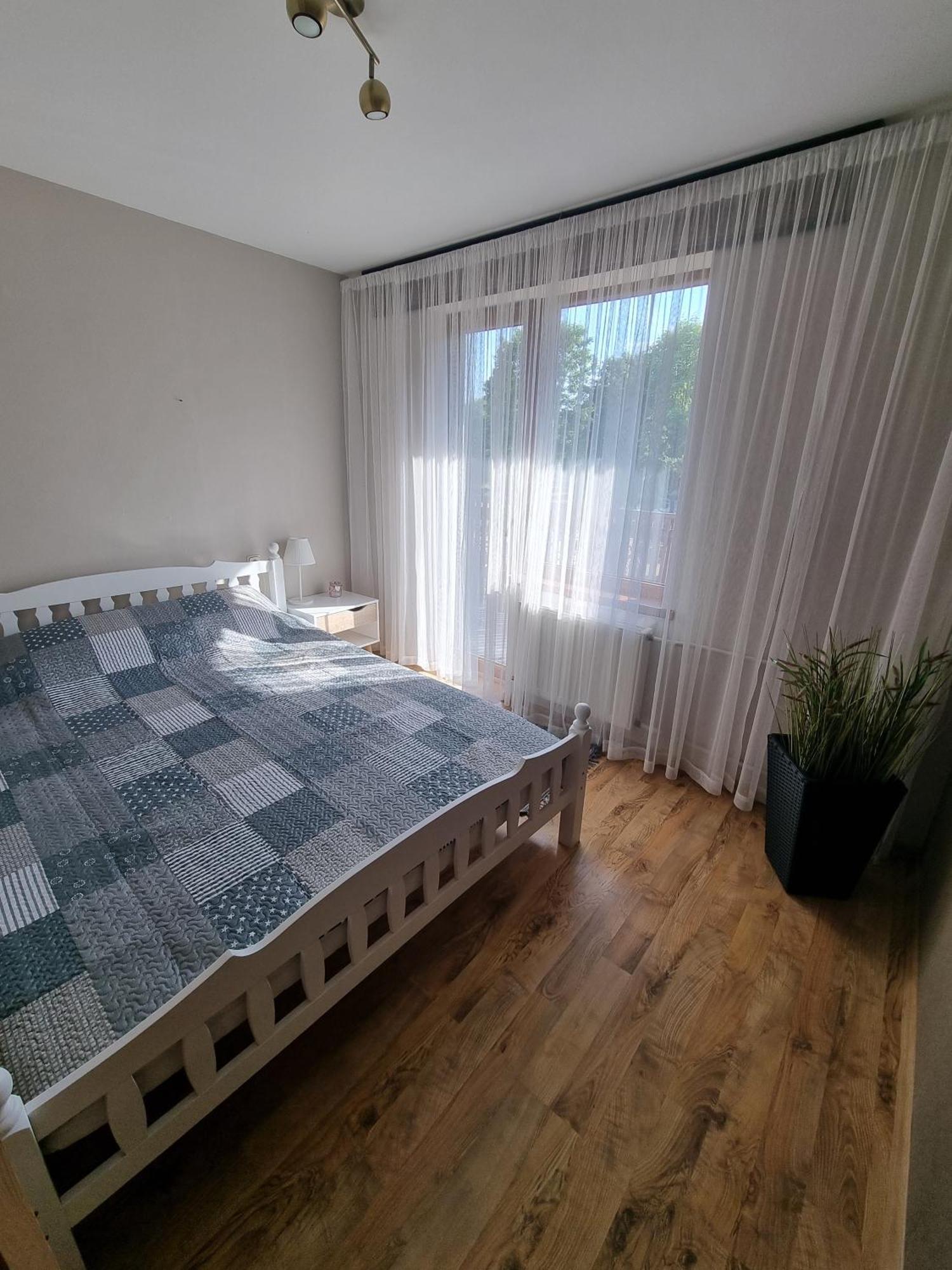 Apartment Kursi Kolka Exteriör bild